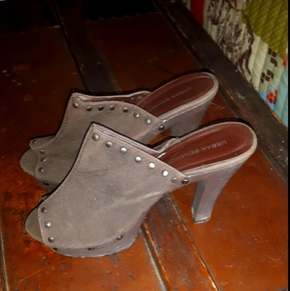 Women's high heels - Picture 3 of 3